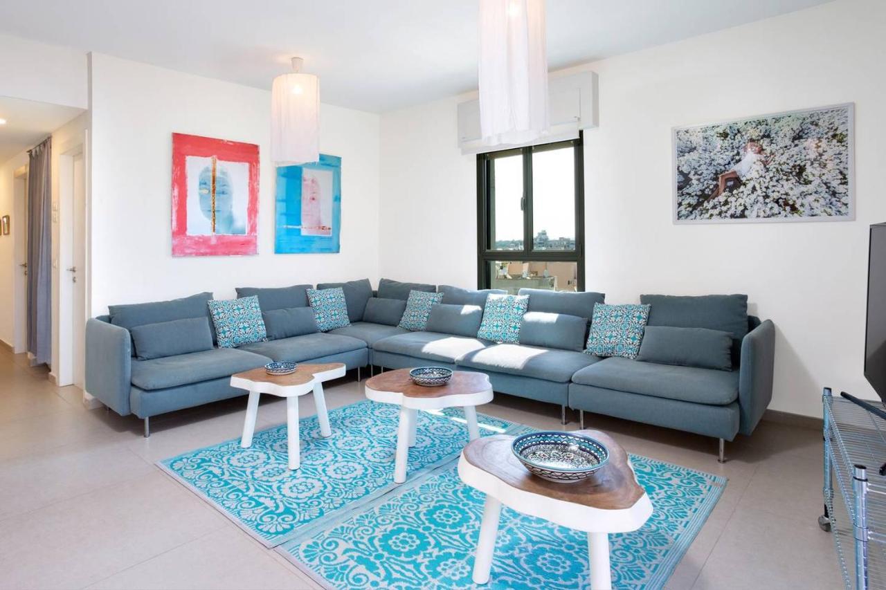 Sophisticated 3Br Penthouse In Jaffa'S Market Tel-Aviv Extérieur photo